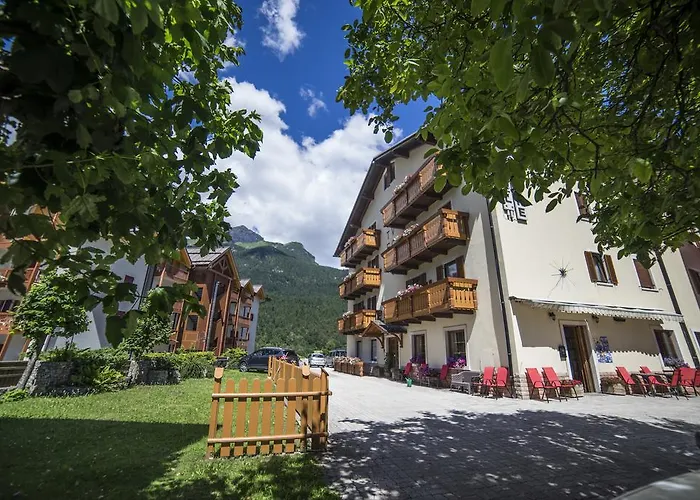 Hotel Pavone Andalo
